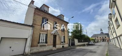 Maison - 196 m² - 9 pièces