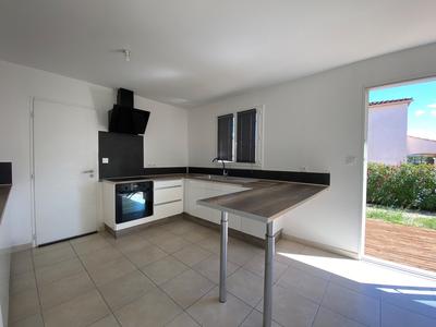 Maison - 86 m² - 4 pièces