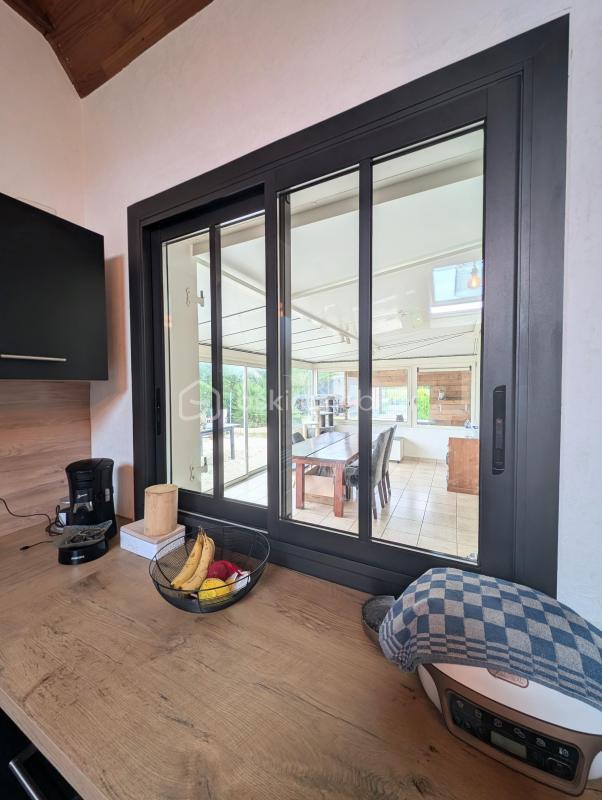 Maison - 188 m² - 8 pièces