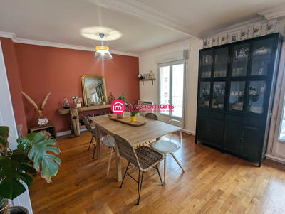 Appartement - 81 m² - 3 pièces