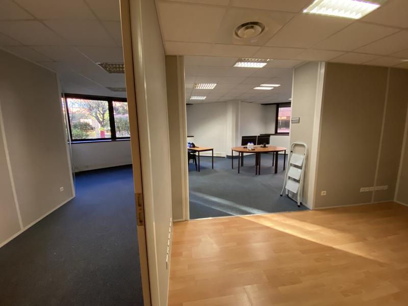 Bureau - 129 m²
