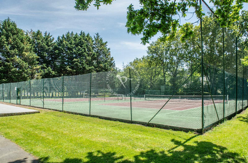 Maison ancienne - 270 m² - 9 pièces