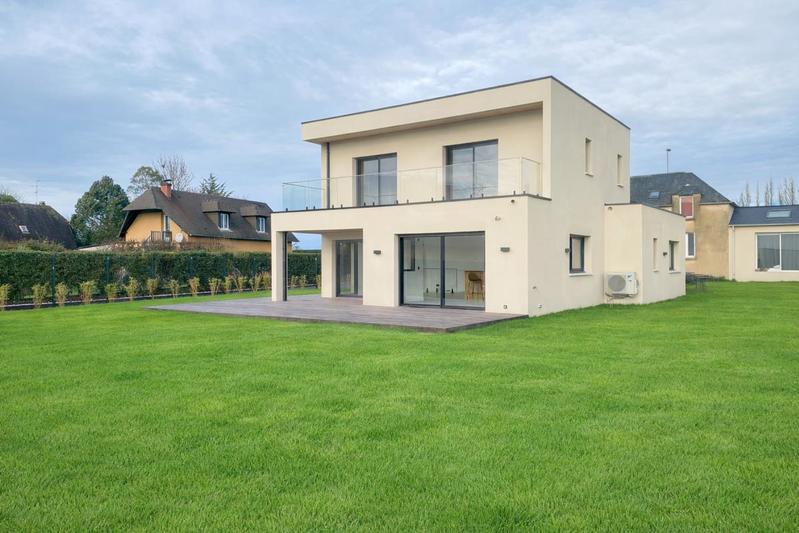 Maison - 163 m² - 5 pièces