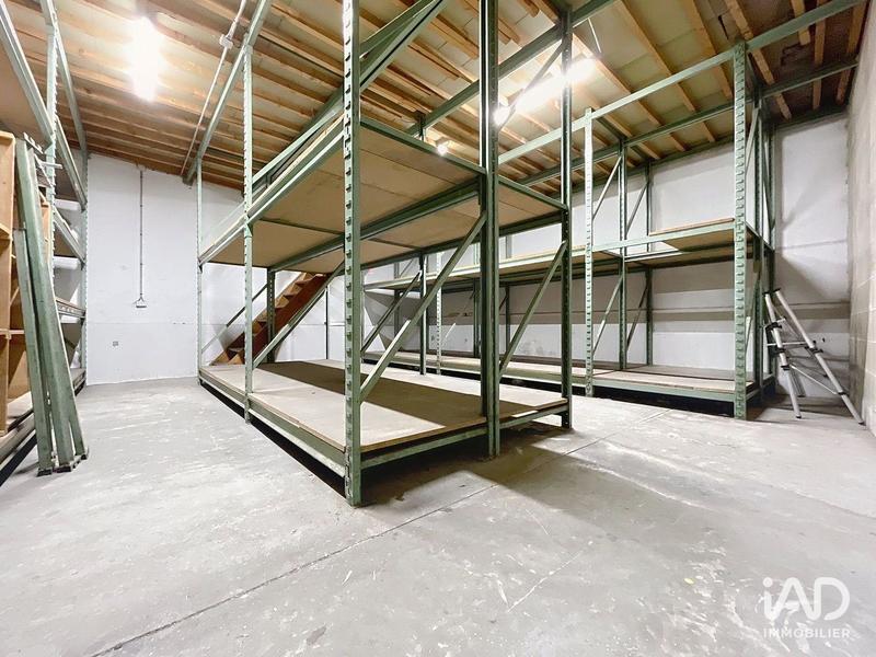 Local commercial - 638 m²