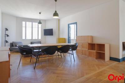 Appartement - 114 m² - 4 pièces