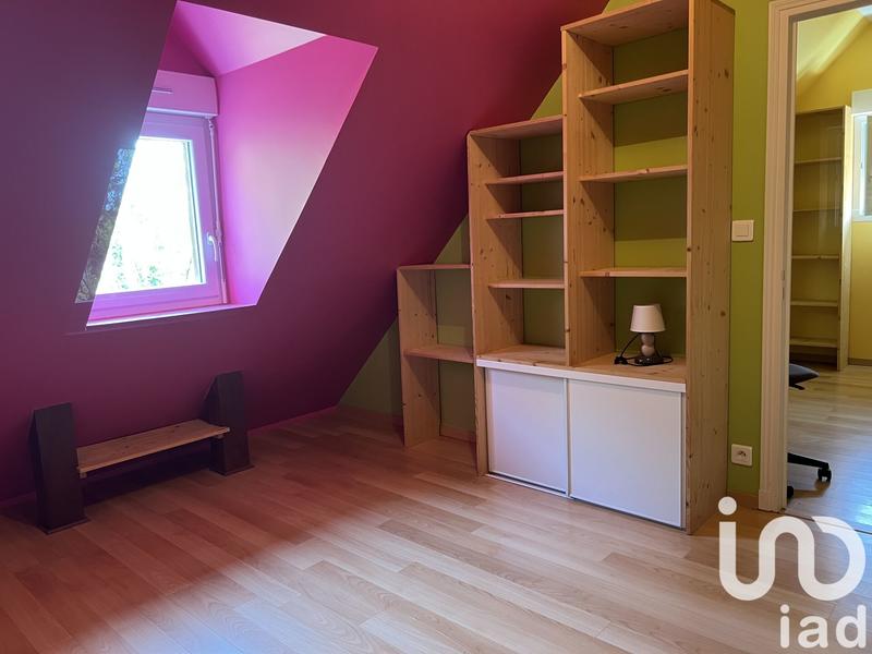 Maison - 187 m² - 9 pièces