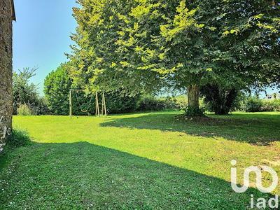 Maison - 211 m² - 8 pièces