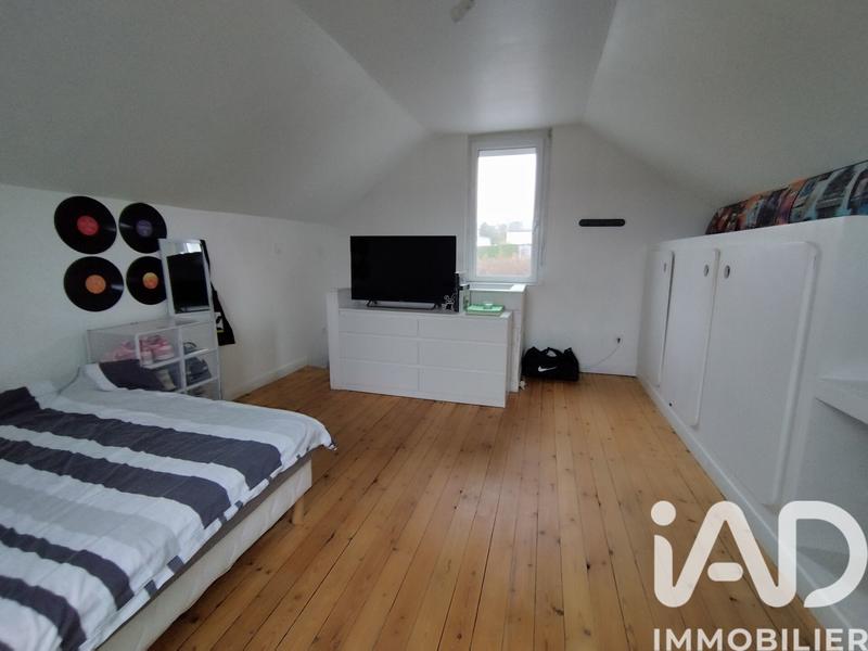 Maison - 99 m² - 5 pièces