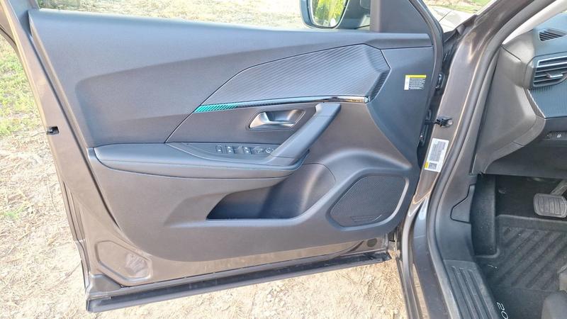 Peugeot 2008 II 1.5 BlueHDi 130 Eat8 Allure - Automatique