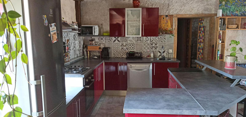 Maison - 90 m² - 3 pièces