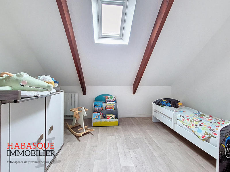 Maison - 104 m² - 6 pièces