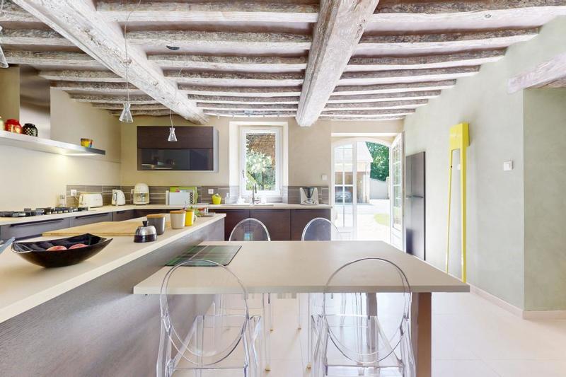 Demeure - 327 m² - 5 pièces