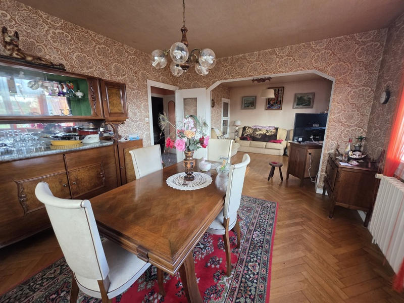 Maison - 122 m² - 4 pièces