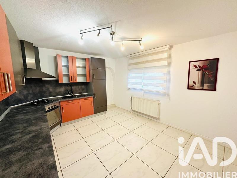 Maison - 320 m² - 10 pièces