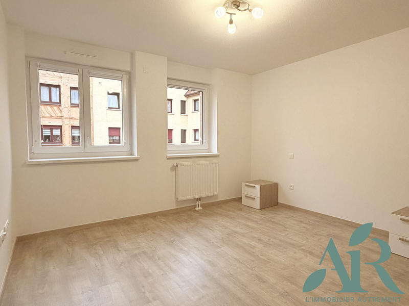 Appartement - 70 m² - 2 pièces