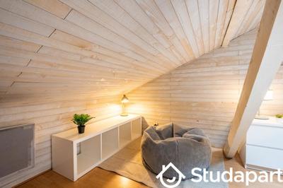 Chambre - 10 m² - 1 pièce