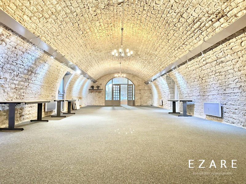 Bureau - 260 m² - 2 pièces