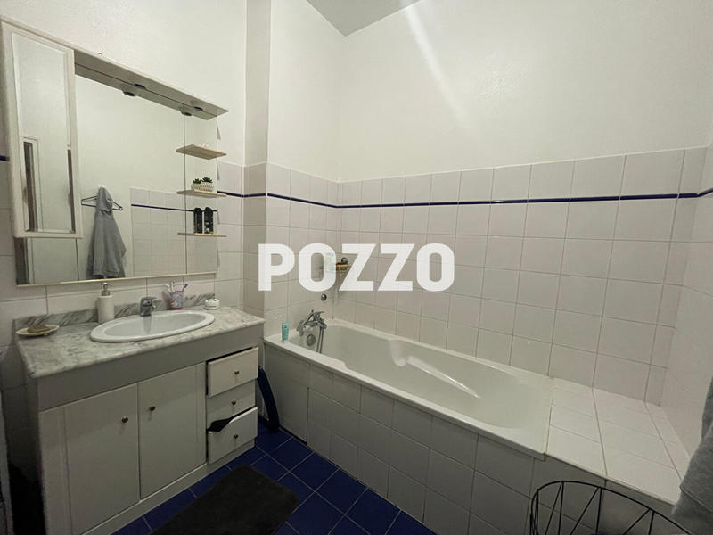 Appartement - 49 m² - 2 pièces