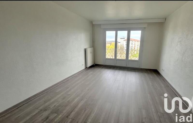 Appartement - 82 m² - 4 pièces