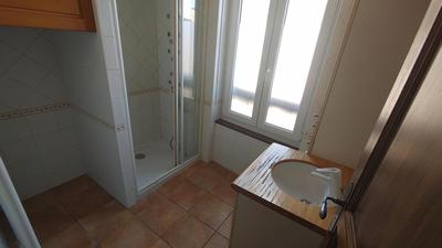 Appartement - 64 m² - 2 pièces