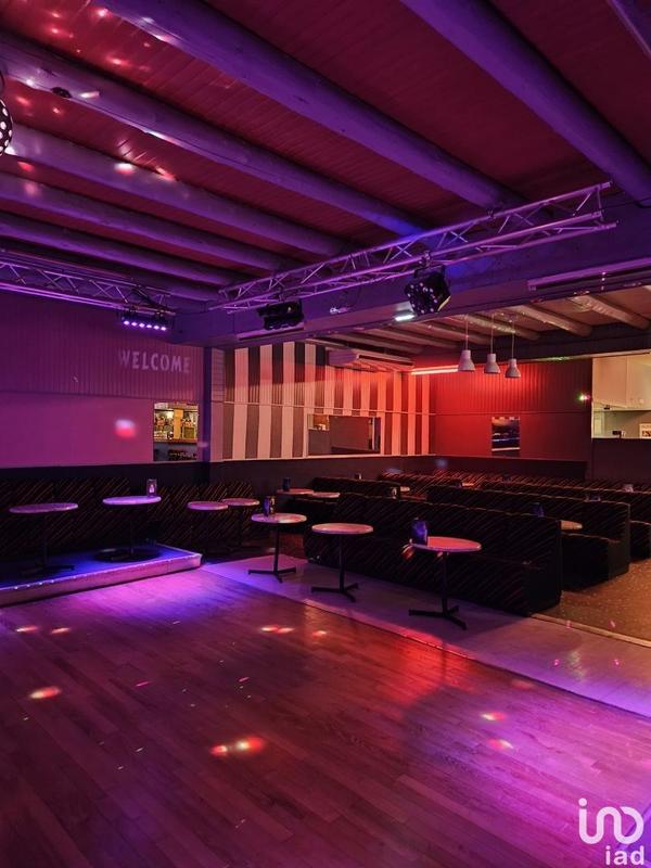 Local commercial - 602 m²