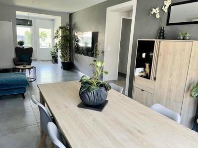 Maison de village - 144 m² - 9 pièces