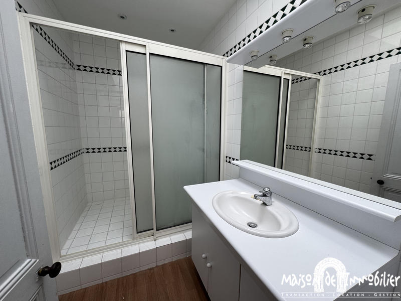 Appartement - 110 m² - 4 pièces