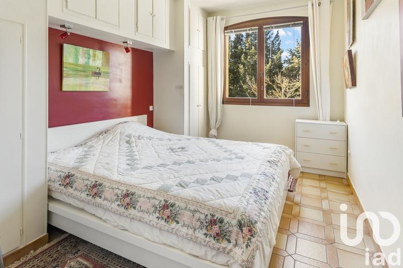 Maison - 270 m² - 10 pièces