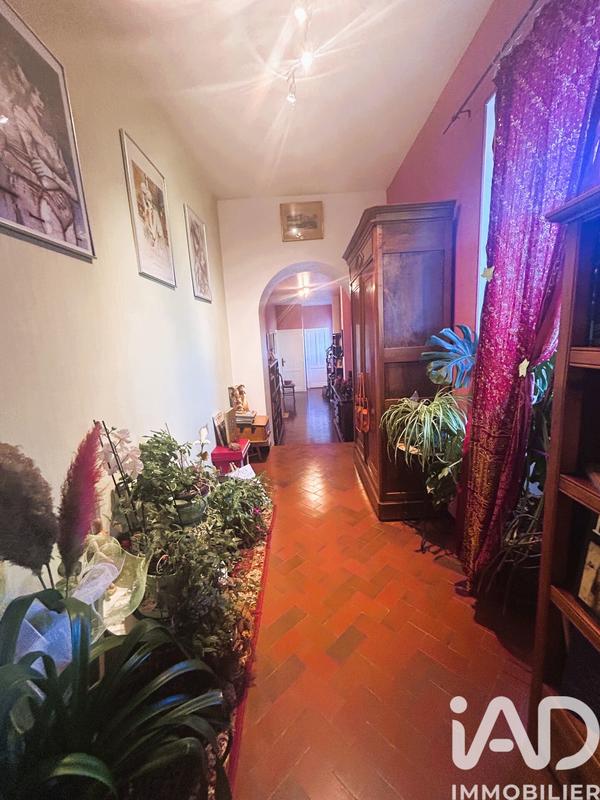 Maison - 273 m² - 8 pièces