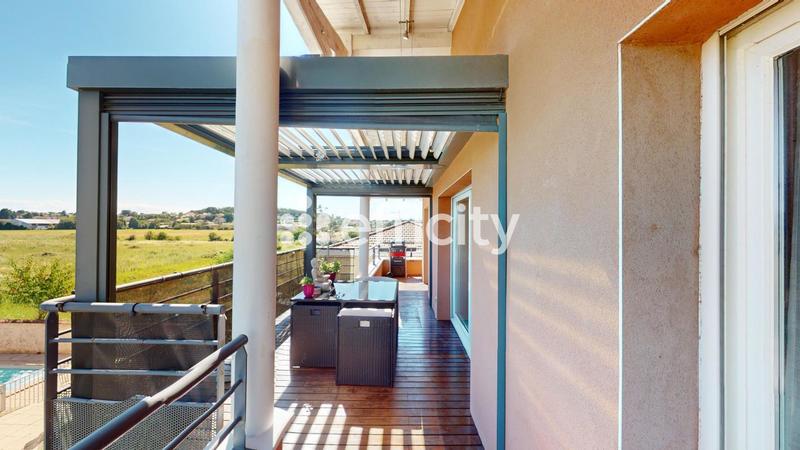 Appartement - 108 m² - 5 pièces