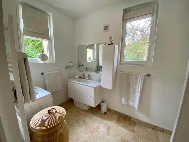 Maison traditionnelle - 170 m² - 4 pièces