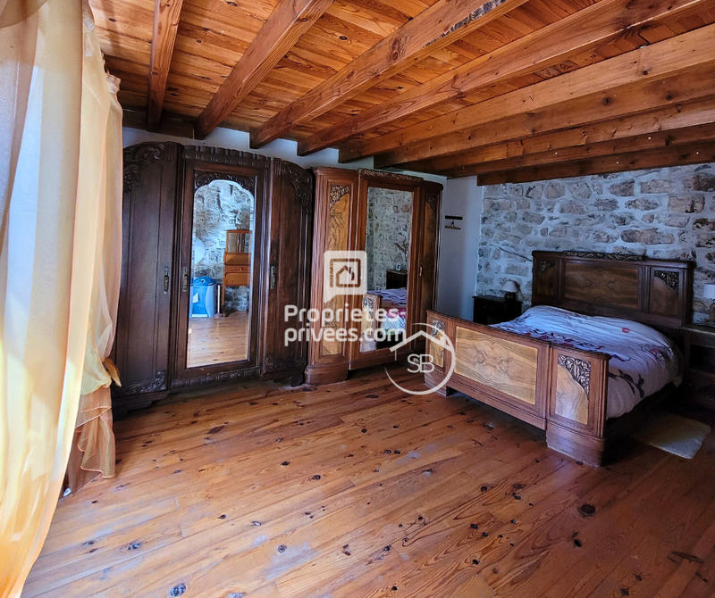 Maison de village - 104 m² - 6 pièces