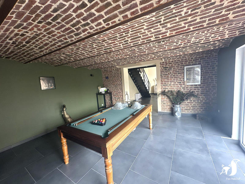 Maison - 245 m² - 8 pièces