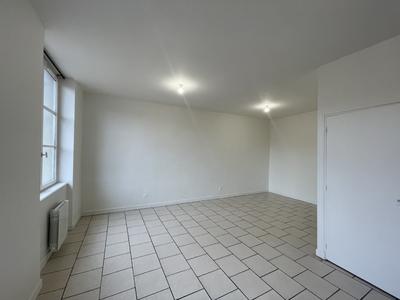 Studio - 34 m² - 1 pièce