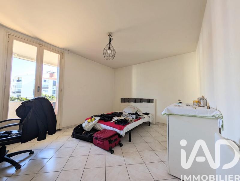 Appartement - 100 m² - 6 pièces