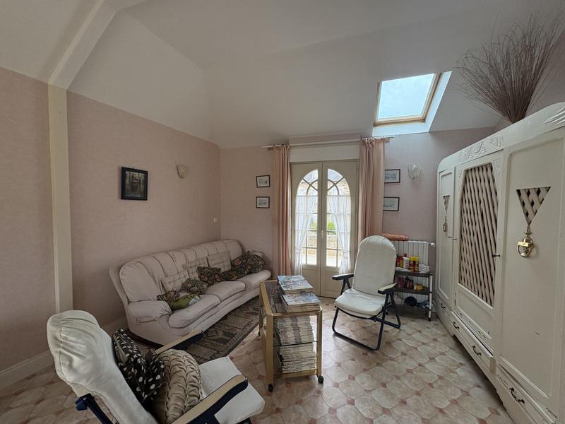 Maison - 149 m² - 7 pièces