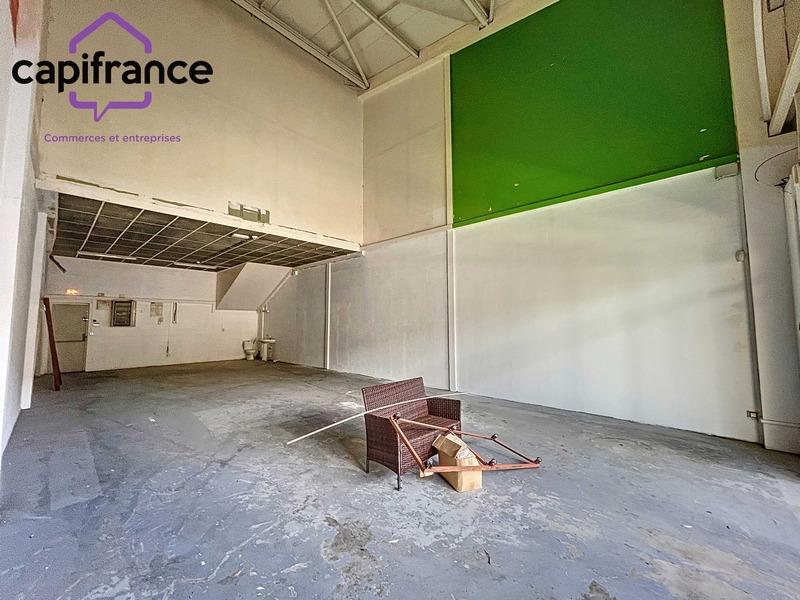 Local commercial - 93 m² - 1 pièce