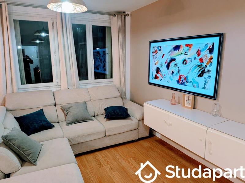 Chambre - 11 m² - 1 pièce