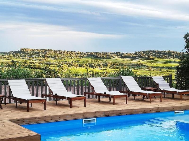 Propriété - 263 m² - 7 pièces