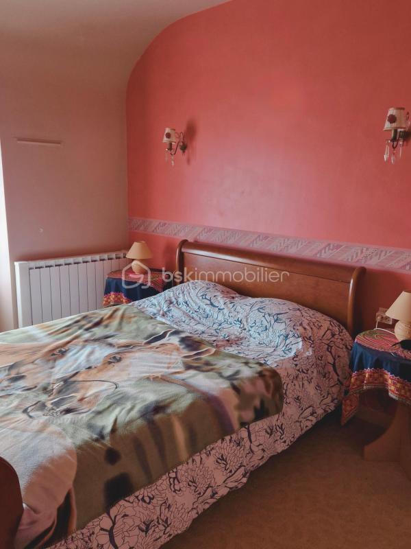 Propriété - 146 m² - 6 pièces