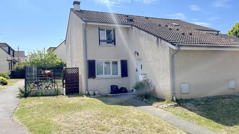 Maison - 87 m² - 5 pièces