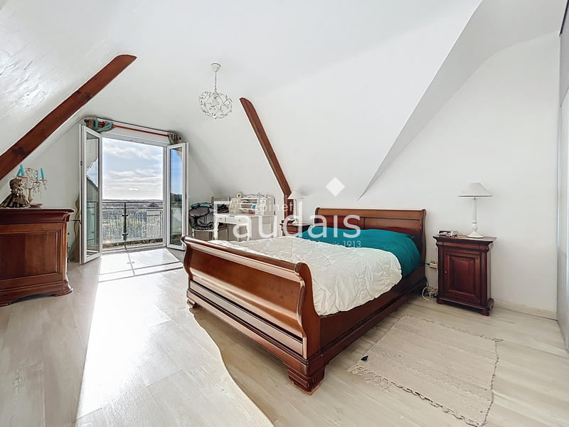 Maison - 157 m² - 6 pièces