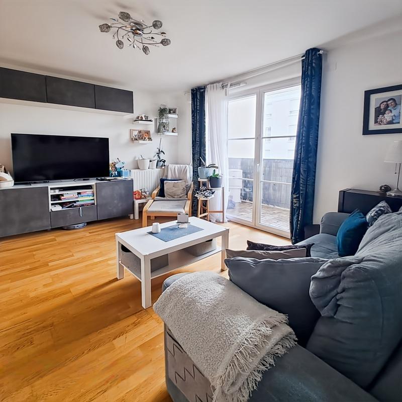 Appartement - 80 m² - 4 pièces