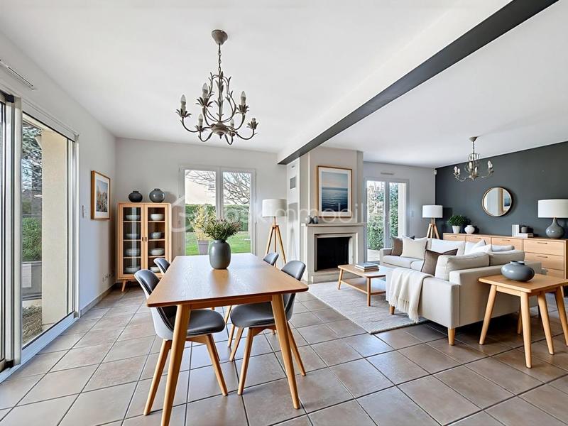 Maison - 124 m² - 7 pièces