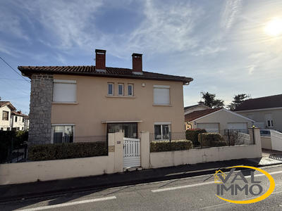 Maison - 150 m² - 5 pièces