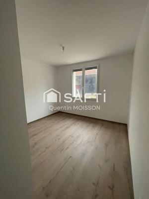 Appartement - 80 m² - 4 pièces