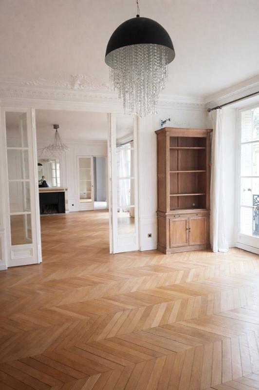 Appartement - 300 m² - 6 pièces