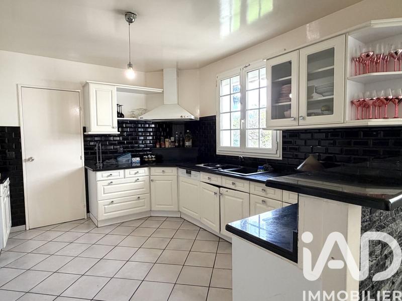 Maison - 191 m² - 6 pièces