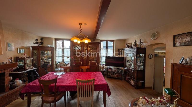 Maison traditionnelle - 95 m² - 5 pièces