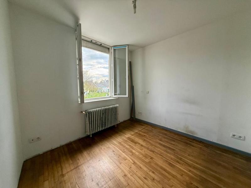 Maison - 93 m² - 4 pièces